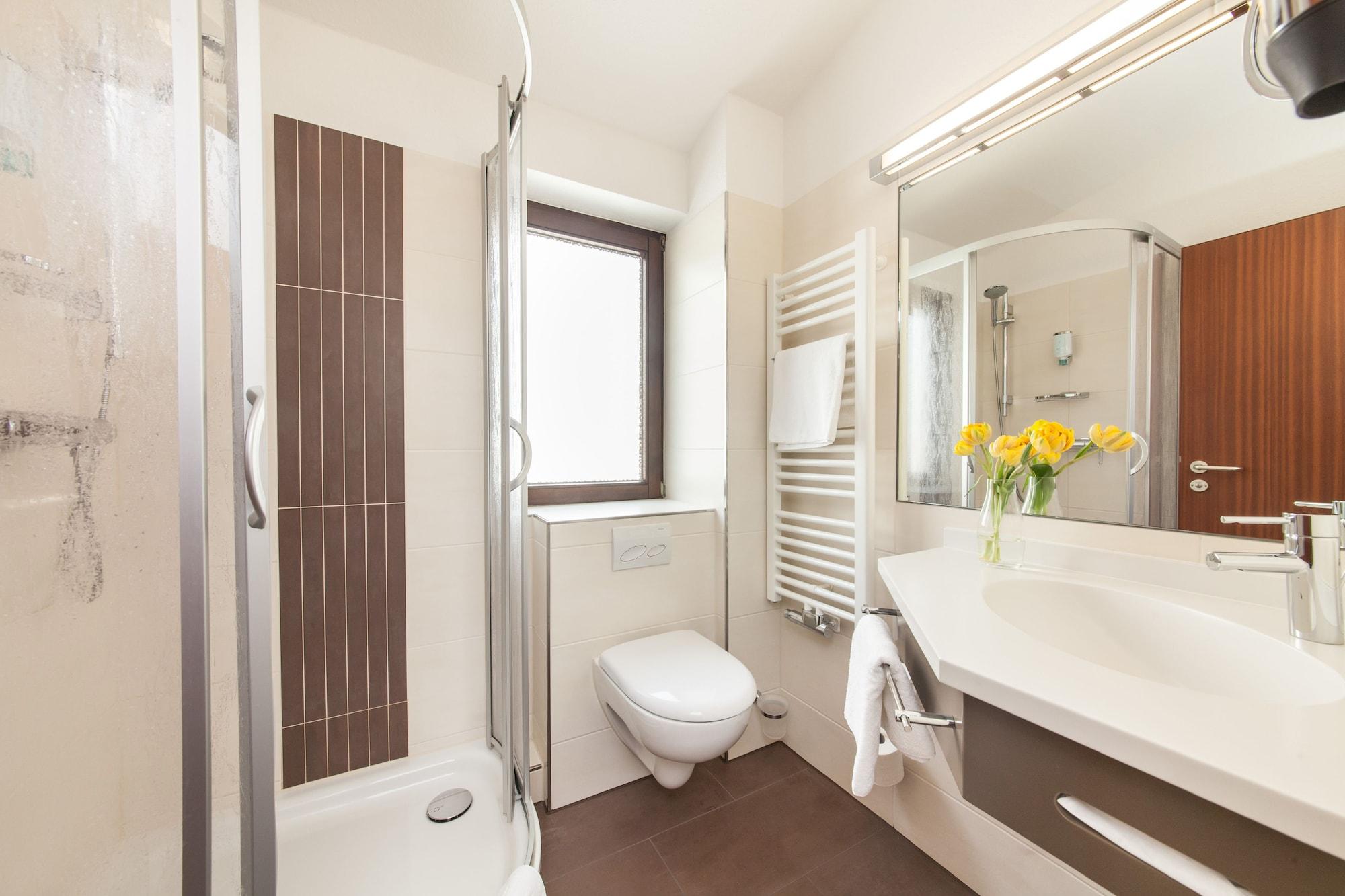 Hotel Strijewski Wolfsburg Bagian luar foto