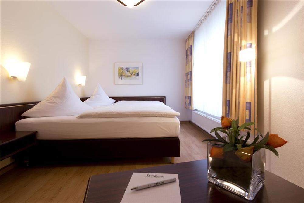 Hotel Strijewski Wolfsburg Ruang foto